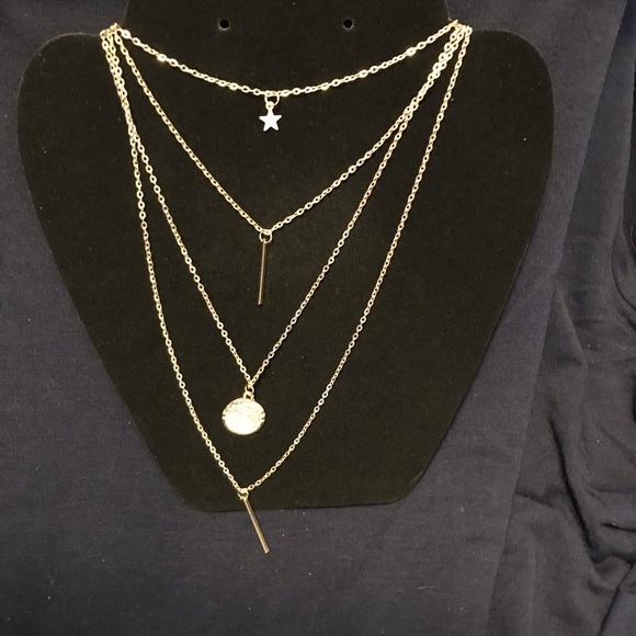 Multi-layered Gold Simple Pendant Necklace - Picture 1 of 4